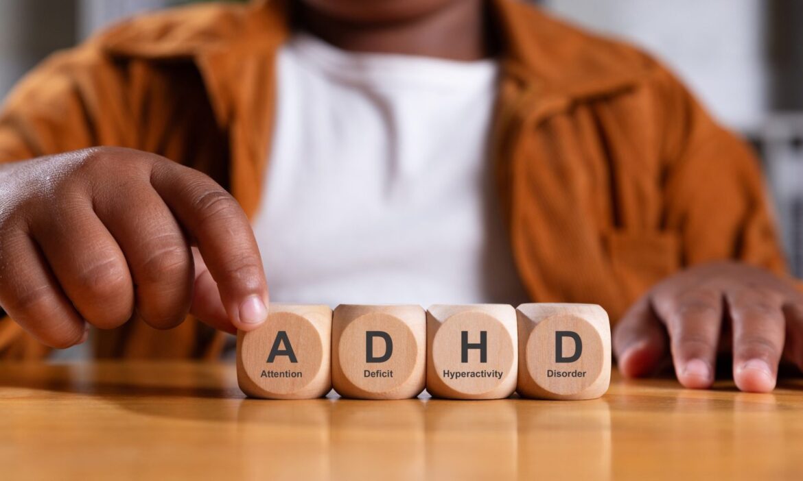 ADHD: simptomi, veidi, testi un ārstēšana